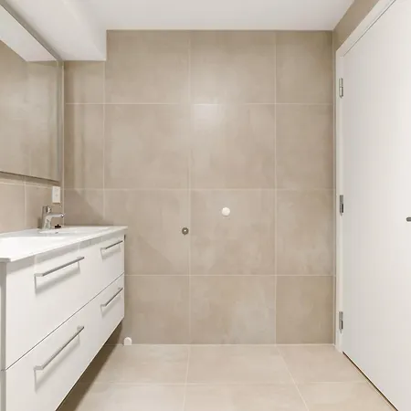 2026 New Built - 5 Units - 4br - 2br - Skb17 Apart-hotel